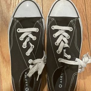 Airway converse size 8
